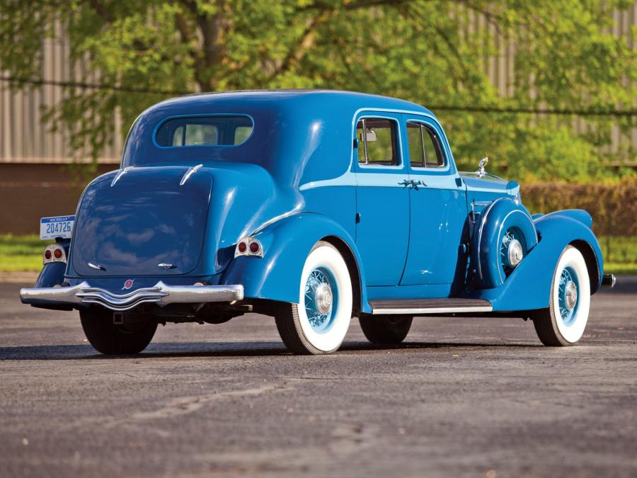  Pierce-Arrow Deluxe 8 Club Sedan 1936 года  (фото 5 из 7)
